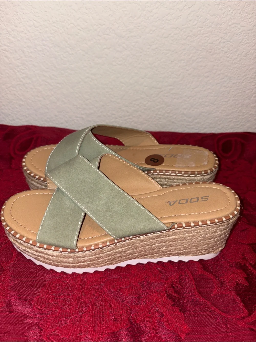 Soda Thyme Criss-Crossed Espadrille Platform Slides Sz 8 NWOT